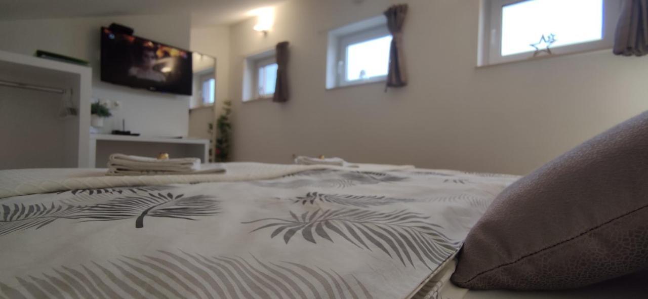 Apartman Urban Nature Otočac Exteriér fotografie