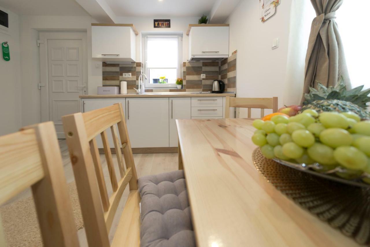 Apartman Urban Nature Otočac Exteriér fotografie